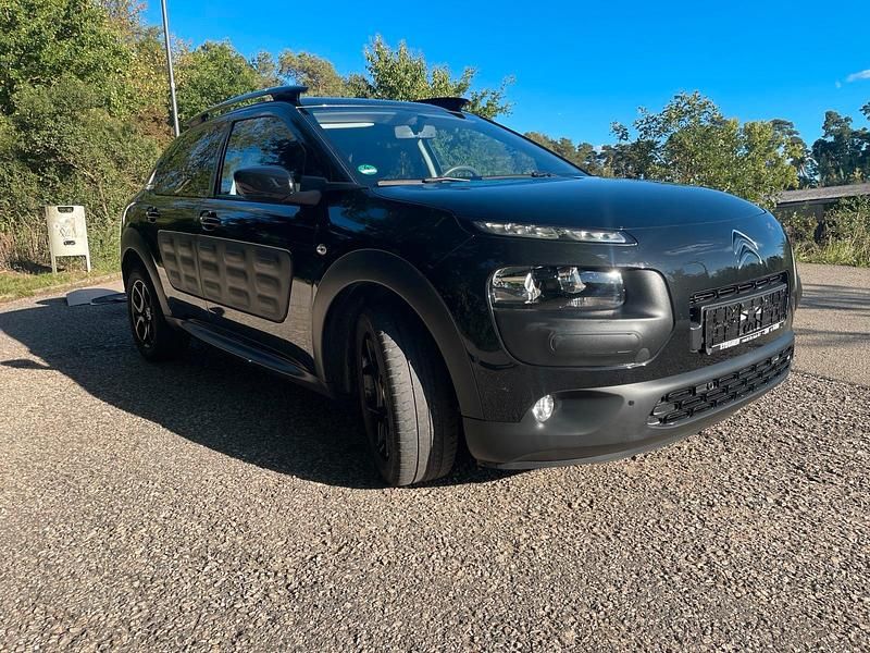 Schwarz Gebraucht 2017 Citroën C4 Cactus Kleinwagen | 9.300 € (Fairer Preis) - Bild 1/4