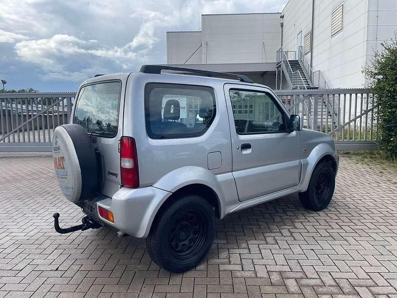 Gebraucht Suzuki Jimny Ranger 86 PS (63 kW) 2009 Silber SUV