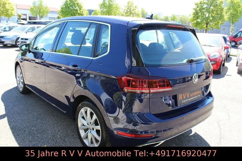 Używany VW Golf Highline 150 KM (110 kW) 2020 Niebieski Minivan