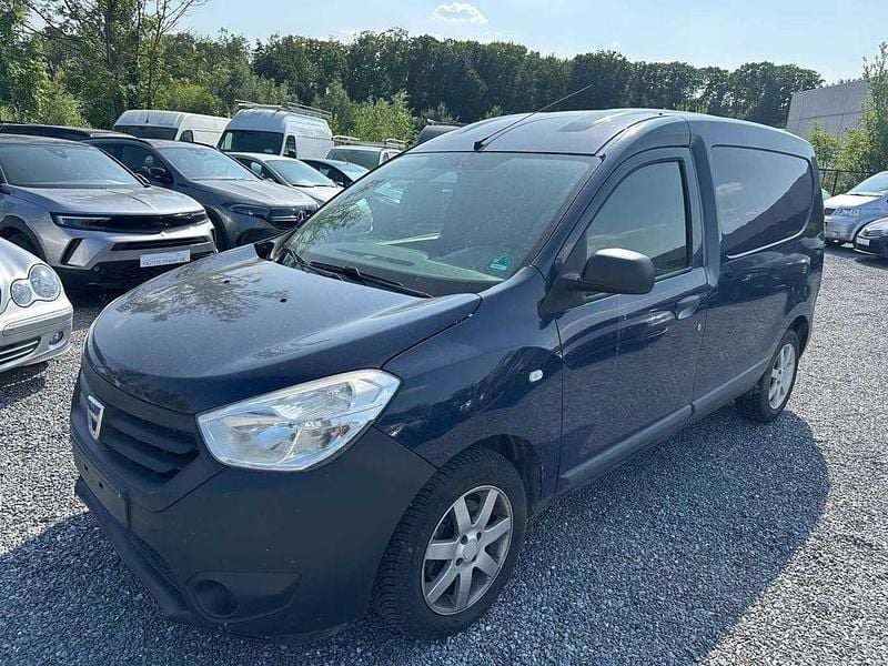 Blau Gebraucht 2013 Dacia Dokker Ambiance Van / Kleinbus | 5.999 € (Superpreis) - Bild 1/4