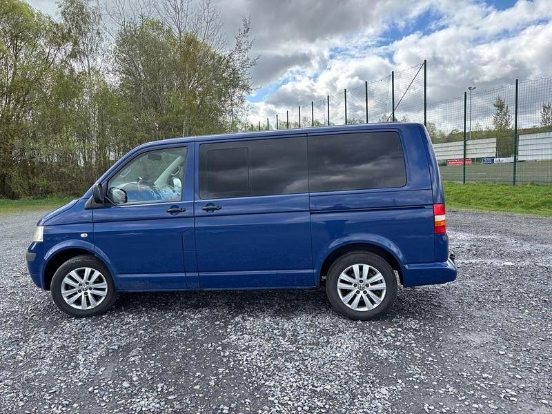 Gebraucht VW T5 131 PS (96 kW) 2009 Blau Van