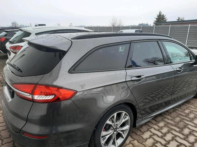 Gebraucht Ford Mondeo ST-Line 165 PS (121 kW) 2019 Grau Kombi