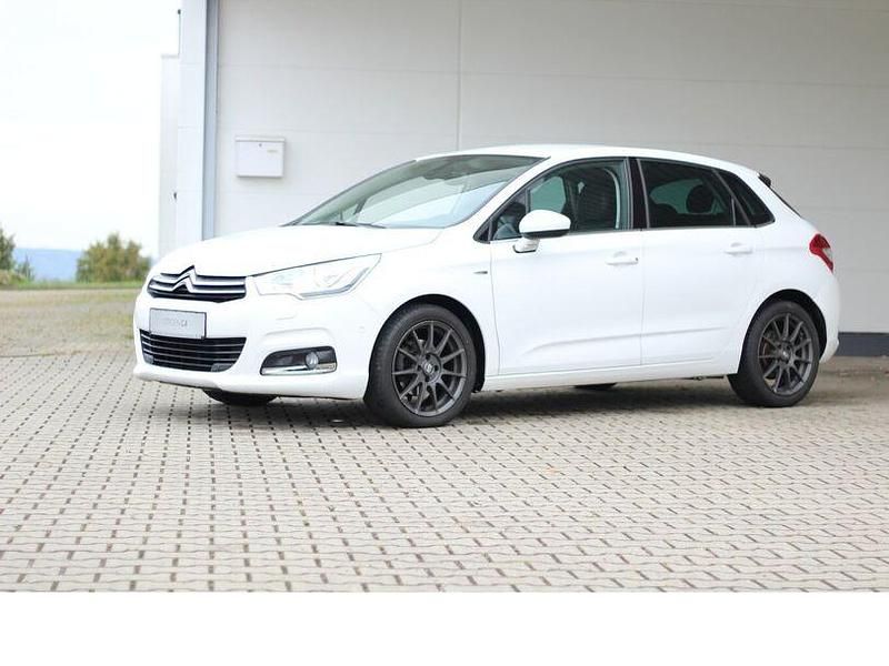 Gebraucht Citroën C4 Exclusive 114 PS (83 kW) 2013 Weiß Limousine