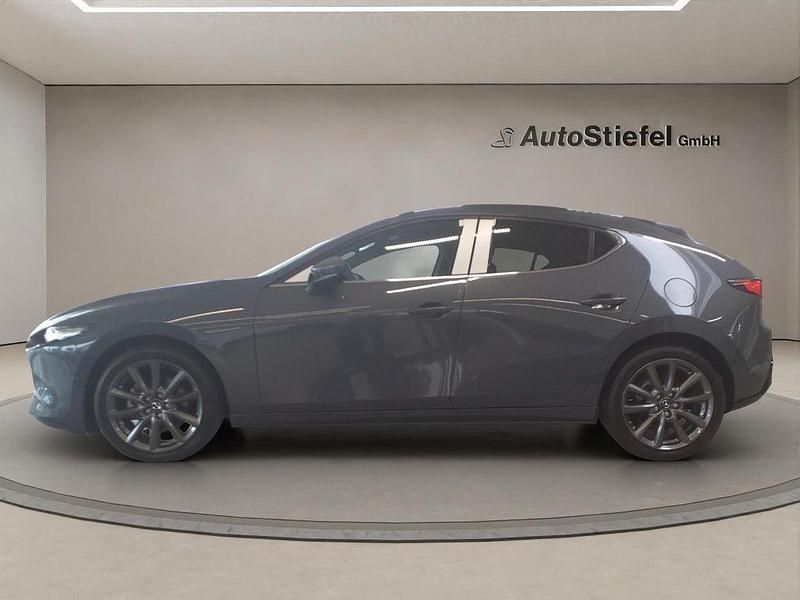 Neu Mazda 3 Exclusive-Line 140 PS (102 kW) 2025 Polymetal gray Limousine
