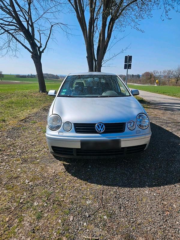 Gebraucht VW Polo 75 PS (55 kW) 2004 Silber Kleinwagen