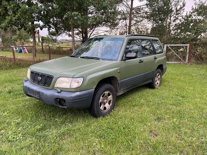 Grün Gebraucht 2000 Subaru Forester SUV | 1.500 € (Fairer Preis) - Bild 1/4