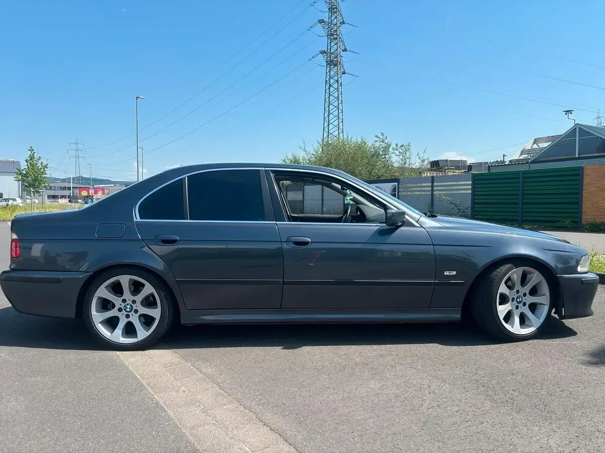 Gebraucht BMW 523 170 PS (125 kW) 1997 Andere farben Limousine