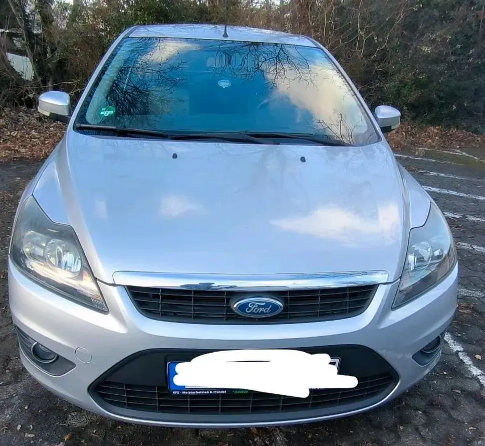 Used Ford Focus 100 HP (73 kW) 2008 Silver Sedan
