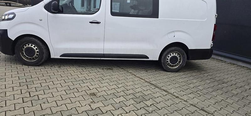 Gebraucht Opel Vivaro 122 PS (89 kW) 2020 Weiß Van / Kleinbus