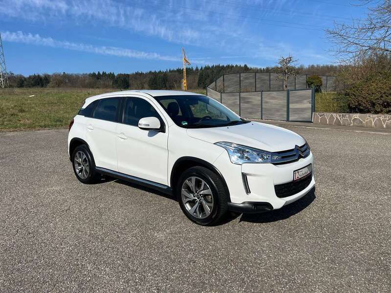 White pearl/metallic Gebraucht 2012 Citroën C4 Aircross Comfort SUV | 9.490 € - Bild 1/4