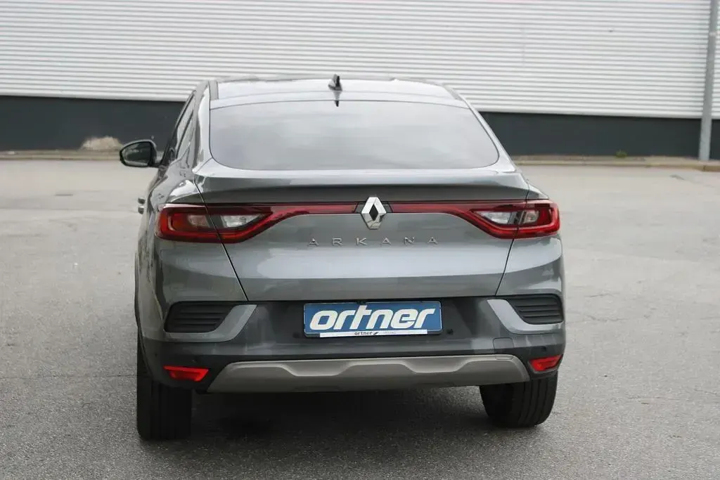 Gebraucht Renault Arkana Intens 140 PS (102 kW) 2022 Grau SUV