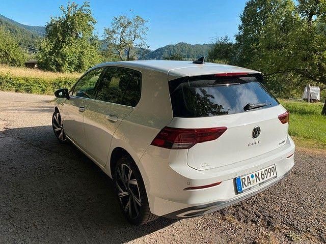 Gebraucht VW Golf VII Style 204 PS (150 kW) 2020 Weiß Limousine