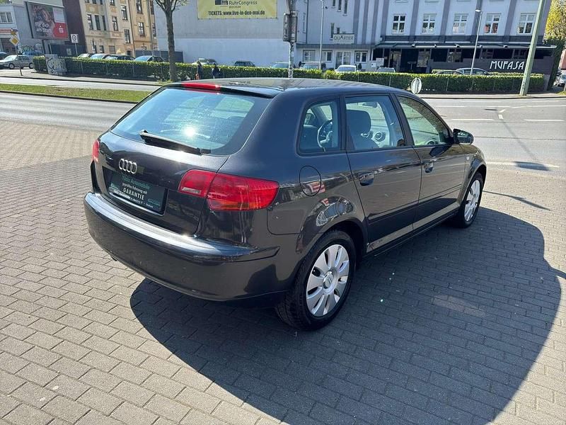 Gebraucht Audi A3 Attraction 116 PS (85 kW) 2006 Lavagrau perleffekt Kleinwagen