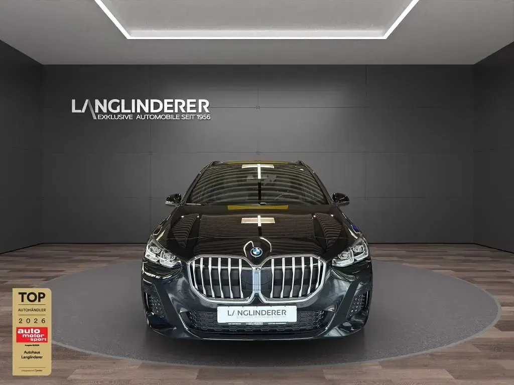 Gebraucht BMW 225 Active Tourer M Sport 245 PS (180 kW) 2025 Black sapphire metallic Van / Kleinbus