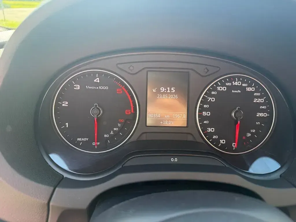 Gebraucht Audi A3 116 PS (85 kW) 2018 Grau Limousine