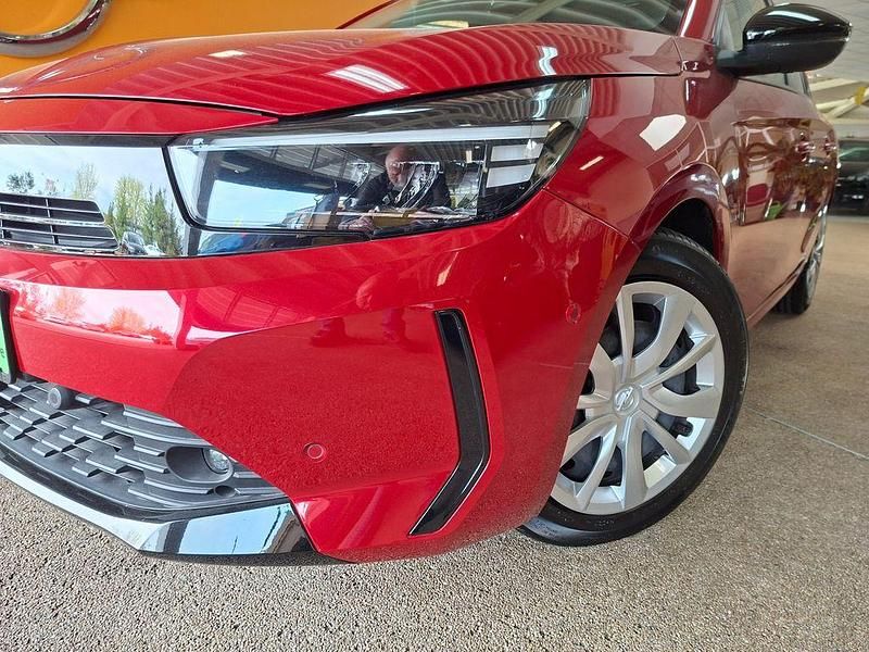 Gebraucht Opel Corsa 101 PS (74 kW) 2024 Rot Kleinwagen