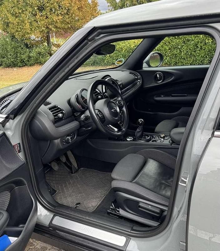 Grau Gebraucht 2017 Mini One D Clubman Kombi | 13.500 € (Fairer Preis) - Bild 1/4