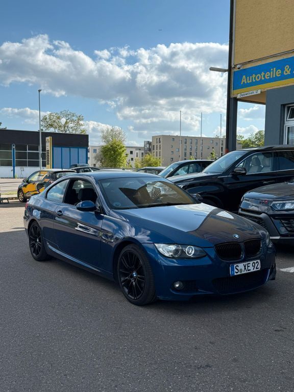 Blau Gebraucht 2010 BMW 320 Performance Coupé | 6.900 € (Fairer Preis) - Bild 1/4