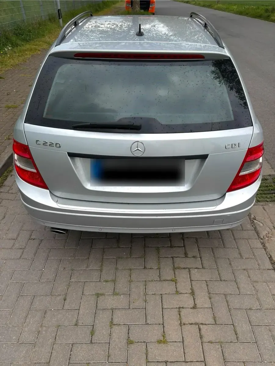 Gebraucht Mercedes C220 170 PS (125 kW) 2011 Silber Kombi
