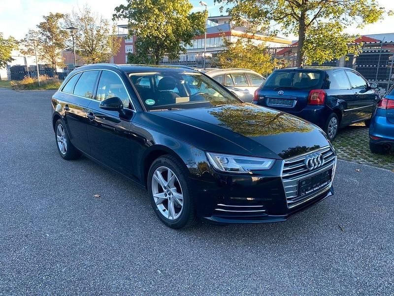 Schwarz Gebraucht 2018 Audi A4 Sport Kombi | 13.490 € (Guter Preis) - Bild 1/4