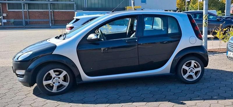 Silber Gebraucht 2004 Smart ForFour Kleinwagen | 1.850 € (Etwas zu teuer) - Bild 1/4