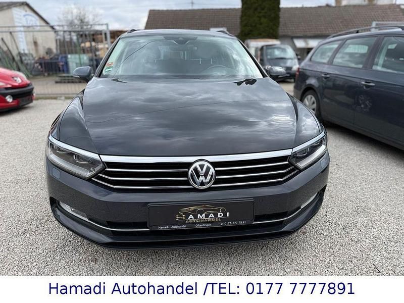 Gebraucht VW Passat Comfortline 120 PS (88 kW) 2018 Grau Kombi