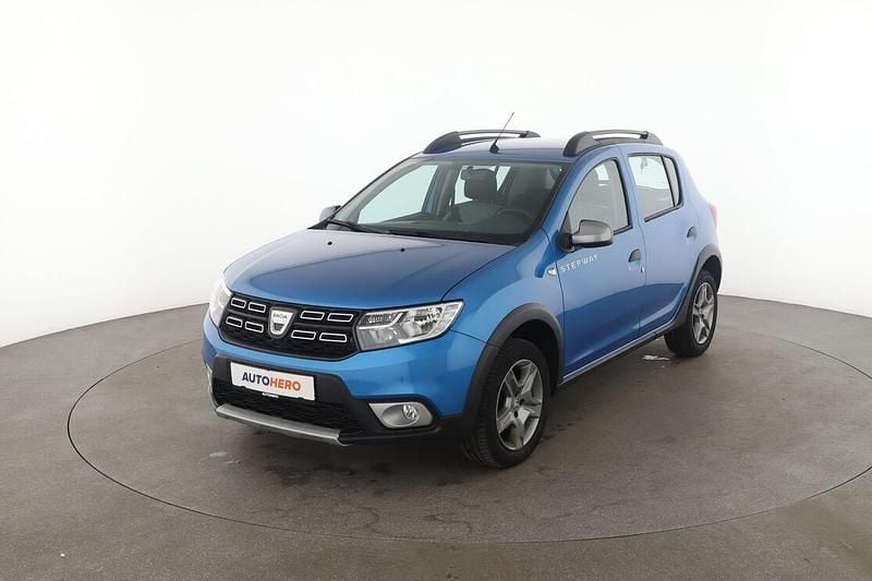 Blau Gebraucht 2019 Dacia Sandero Prestige Kleinwagen | 11.490 € (Fairer Preis) - Bild 1/3