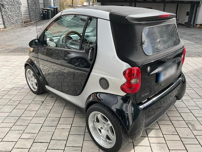 Gebraucht Smart ForTwo Cabrio 61 PS (44 kW) 2005 Schwarz Cabrio