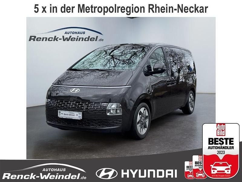 Gebraucht Hyundai Staria Prime 177 PS (130 kW) 2024 Braun Van / Kleinbus