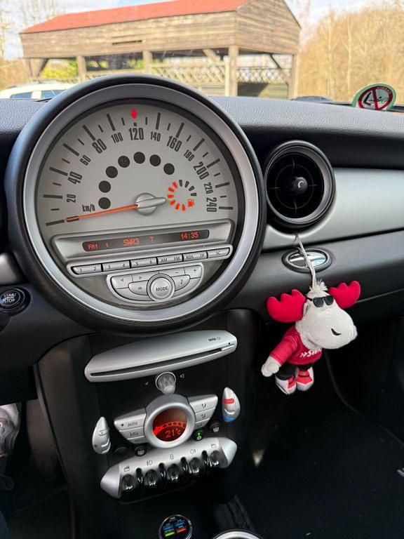 Gebraucht Mini One D 109 PS (80 kW) 2008 Rot Kleinwagen