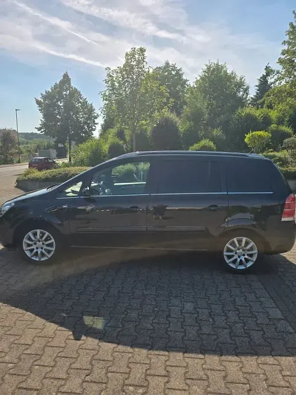 Gebraucht Opel Zafira 140 PS (102 kW) 2006 Schwarz Van / Kleinbus