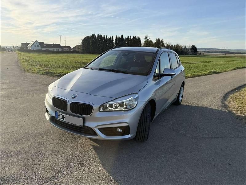 Gebraucht BMW 220 Advantage 192 PS (141 kW) 2017 Kombi