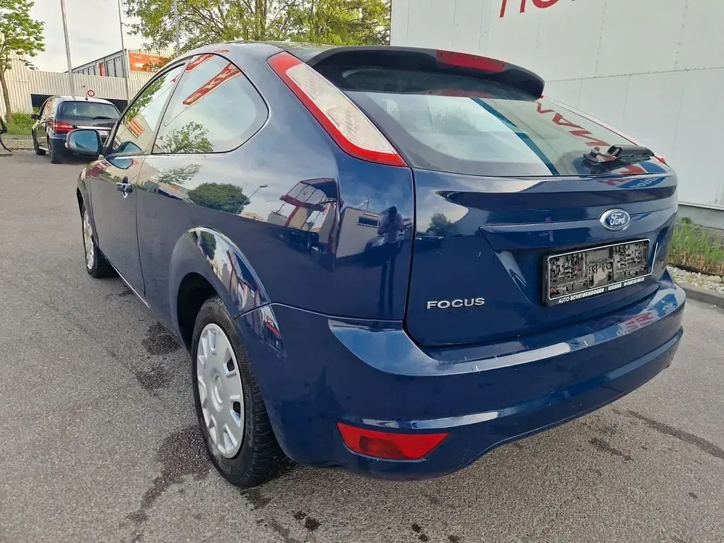 Gebraucht Ford Focus Titanium 116 PS (85 kW) 2009 Blau Limousine