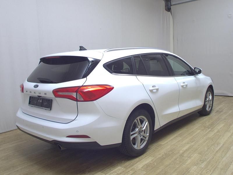 Gebraucht Ford Focus Cool & Connect 120 PS (88 kW) 2021 Weiss Kombi