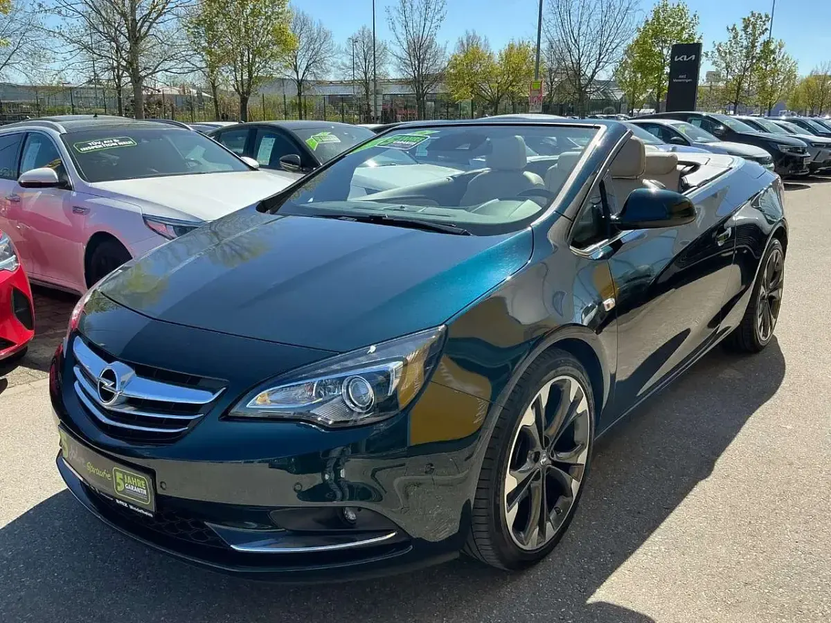 Gebraucht Opel Cascada Ultimate 170 PS (125 kW) 2018 Smaragd gruen (mi) Cabrio