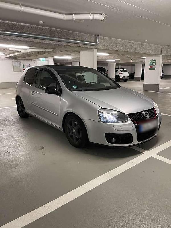 Gebraucht 2005 VW Golf IV Sportline Limousine | 2.000 € (Fairer Preis) - Bild 1/4