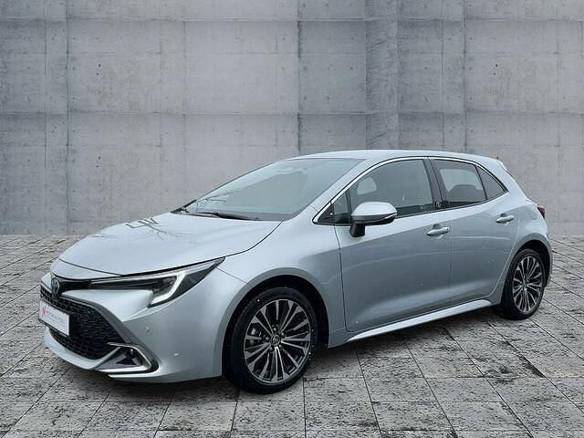 Gebraucht Toyota Corolla Team 140 PS (102 kW) 2023 Silber Limousine