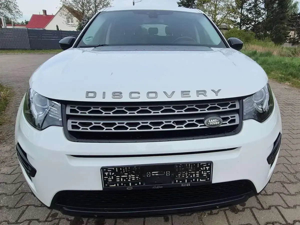 Gebraucht Land Rover Discovery Sport Pure 150 PS (110 kW) 2017 Fuji white SUV