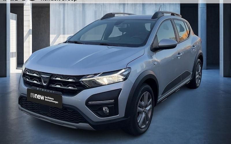 Gebraucht Dacia Sandero Comfort 101 PS (74 kW) 2021 Grau Limousine