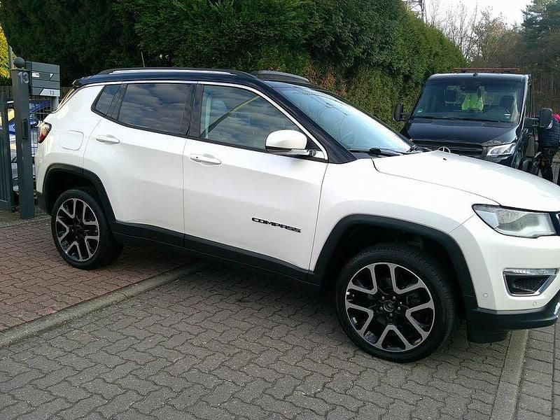 Gebraucht Jeep Compass Limited 170 PS (125 kW) 2018 Arctic SUV
