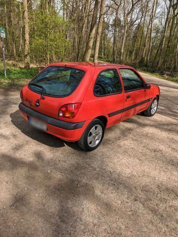Gebraucht Ford Fiesta 60 PS (44 kW) 2001 Kleinwagen