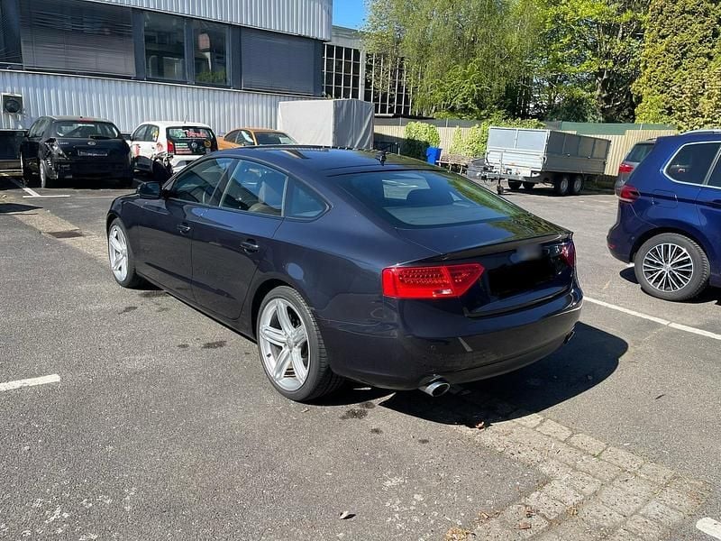 Second-hand Audi A5 245 CP (180 kW) 2013 Albastru Coupe