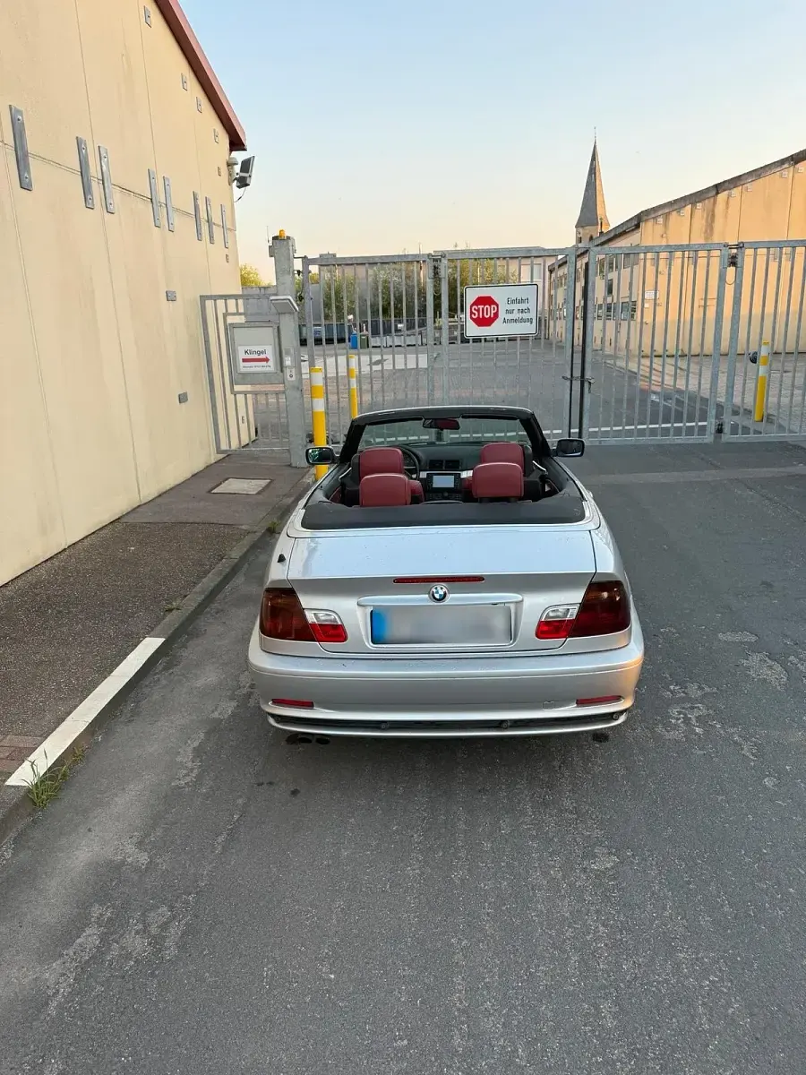 Gebraucht BMW 325 Cabriolet 192 PS (141 kW) 2001 Silber Cabrio