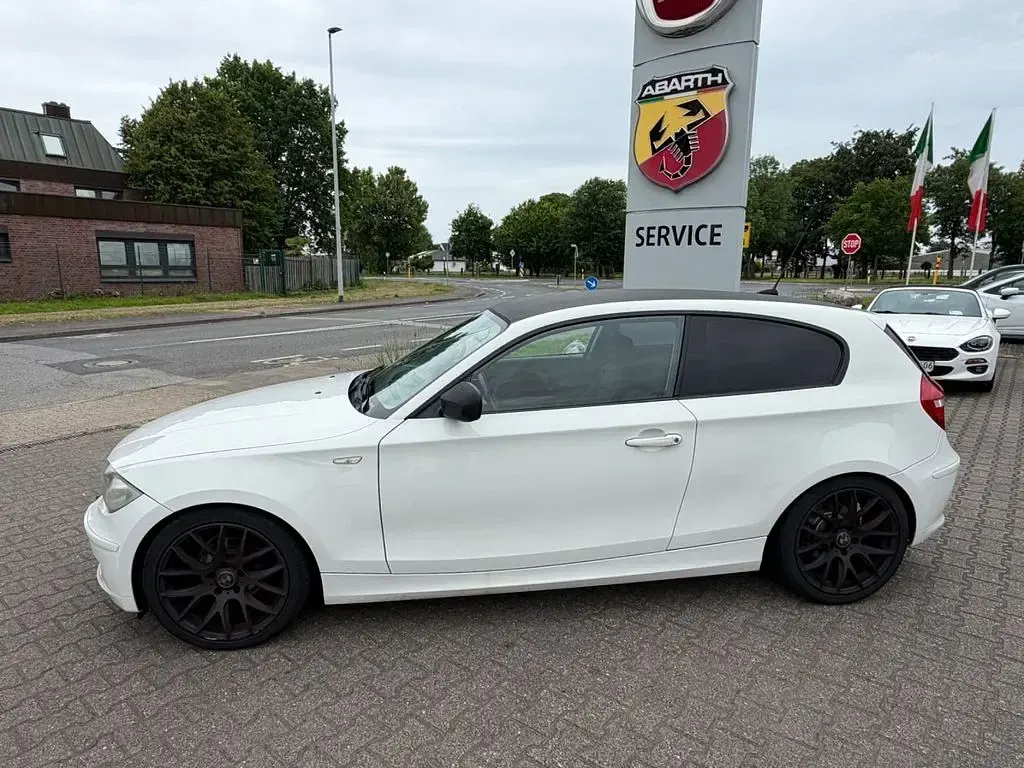 Gebraucht BMW 116 Efficient Dynamics 116 PS (85 kW) 2010 Weiß Kleinwagen