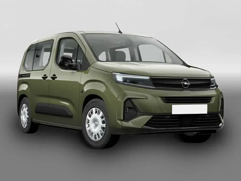 Używany Opel Combo 102 KM (75 kW) 2025 Minivan