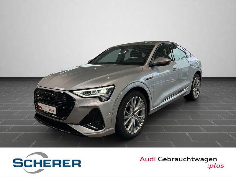 Florettsilber metallic (metallic) Gebraucht 2022 Audi e-tron Sportback Comfort SUV | 35.990 € (Teuer) - Bild 1/4