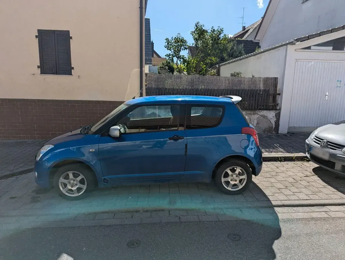 Gebraucht Suzuki Swift 92 PS (67 kW) 2008 Blau Kleinwagen