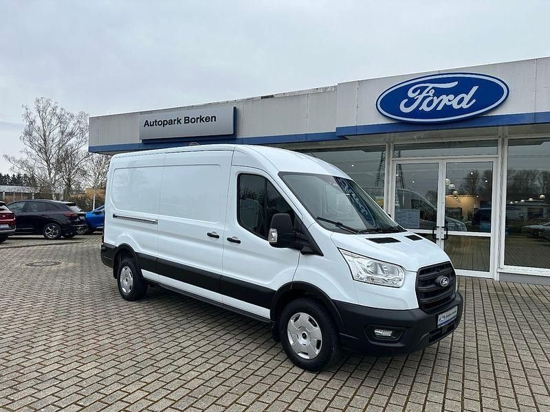 Gebraucht Ford Transit Trend 131 PS (96 kW) 2025 Weiß Van / Kleinbus