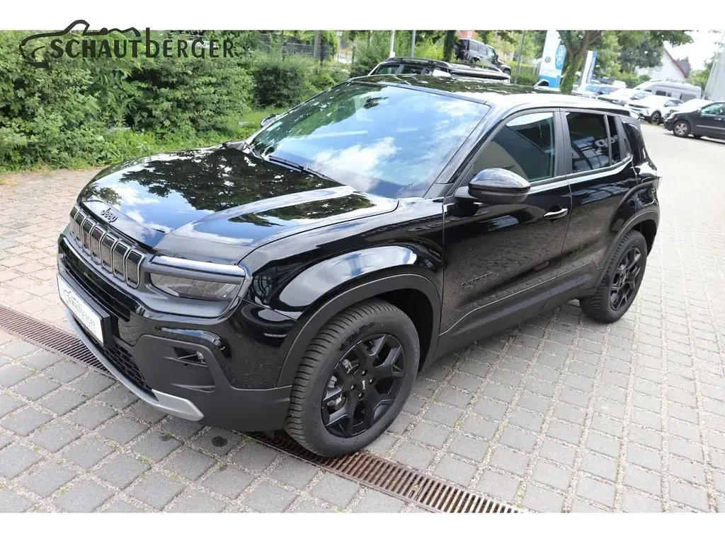 Neu Jeep Avenger 110 PS (80 kW) 2026 Schwarz SUV