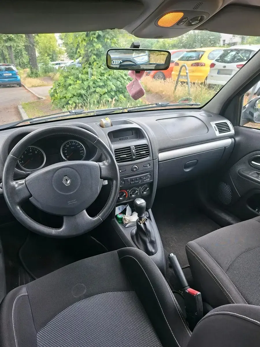 Gebraucht Renault Clio 75 PS (55 kW) 2009 Schwarz Kleinwagen